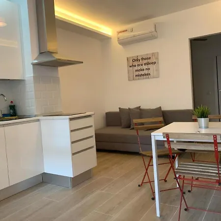 Ferienwohnung Moncloa-Arguelles Nuevos Pisos Madrid Exterior foto