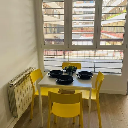 Ferienwohnung Moncloa-Arguelles Nuevos Pisos Madrid Exterior foto
